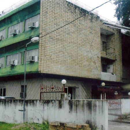 Charans Guest House Lucknow Exteriör bild