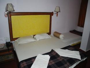 Charans Guest House Lucknow Exteriör bild